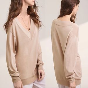 NWT Aritzia Mercure V Neck Sweater in Cairo Beige